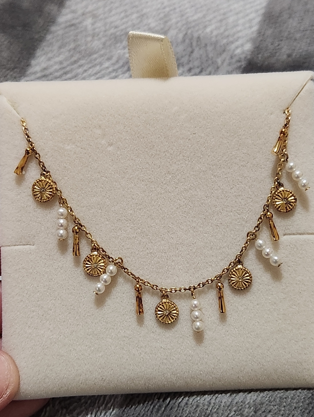 Awe 14k Gold Over Sterling Silver DIAMOND AND PEARL DANGLE NECKLACE - Picture 4 of 7
